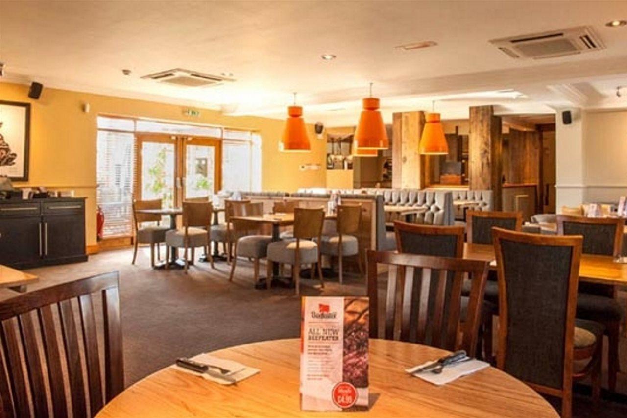 Premier Inn Guildford North - A3 エクステリア 写真